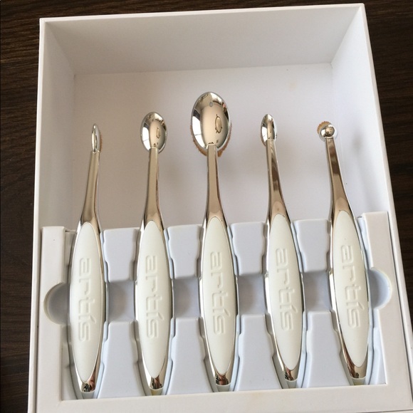 Artis makeup brush set - Picture 2 of 7